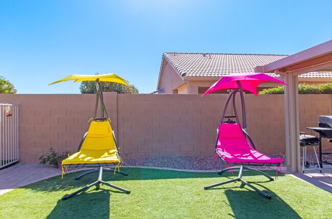 Building Photo - 1550 N Desert Willow St