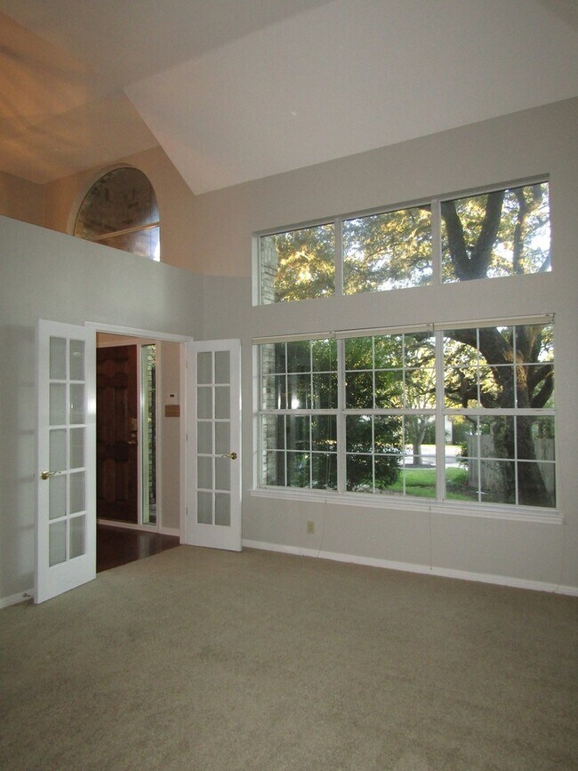 Building Photo - 10602 Cranford Ct