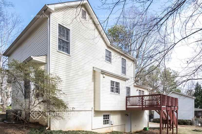 Building Photo - 1019 Pine Cove Dr SW