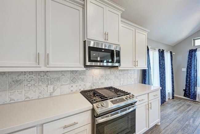 Building Photo - 12120 Mossygate Trl