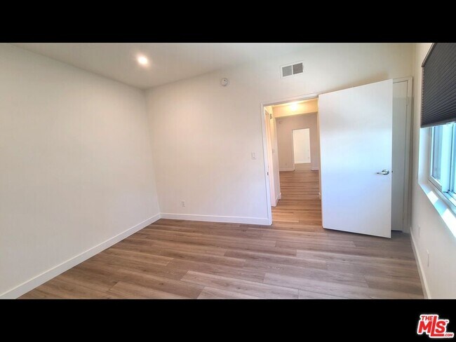 Building Photo - 1818 Glendon Ave