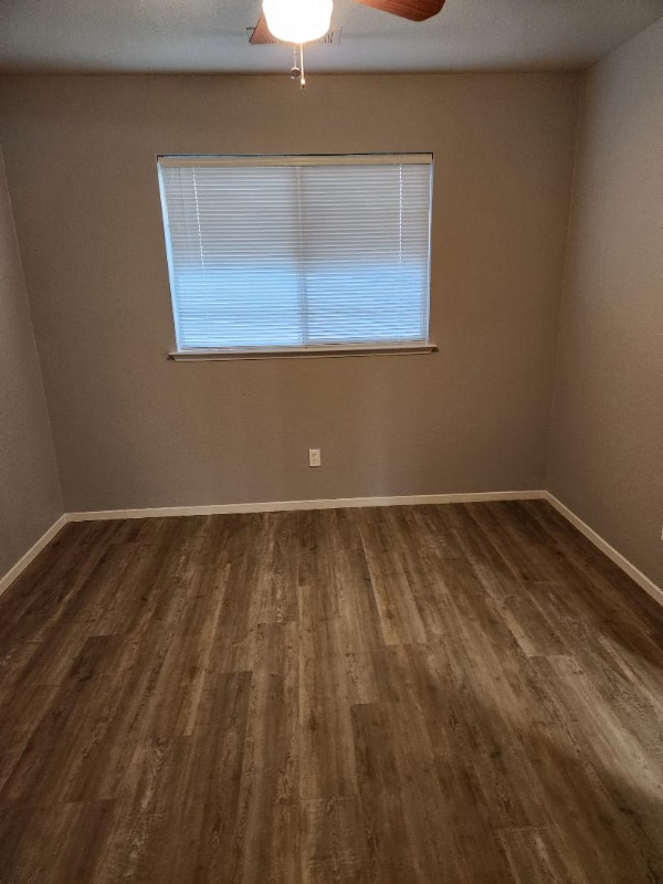 Building Photo - 325 Springville Ct