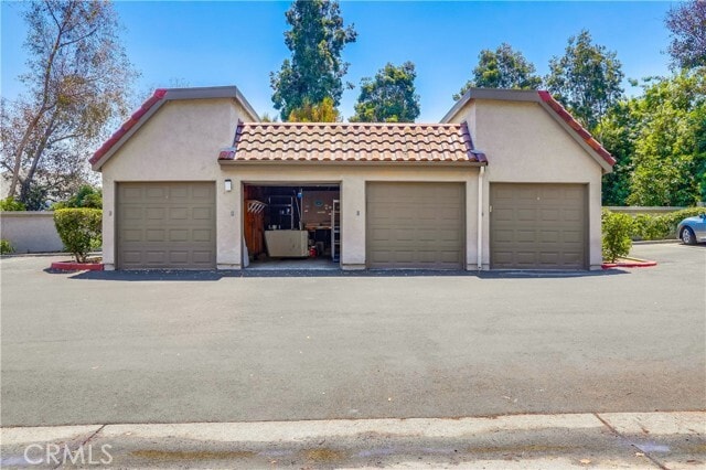 Building Photo - 25941 Montemar