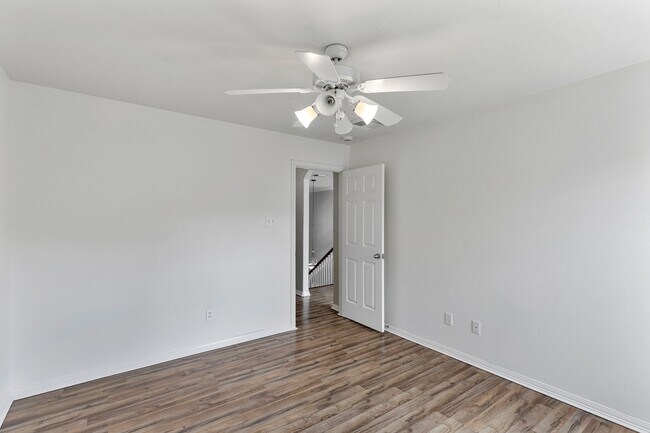 Building Photo - 22012 Royal Timbers Dr