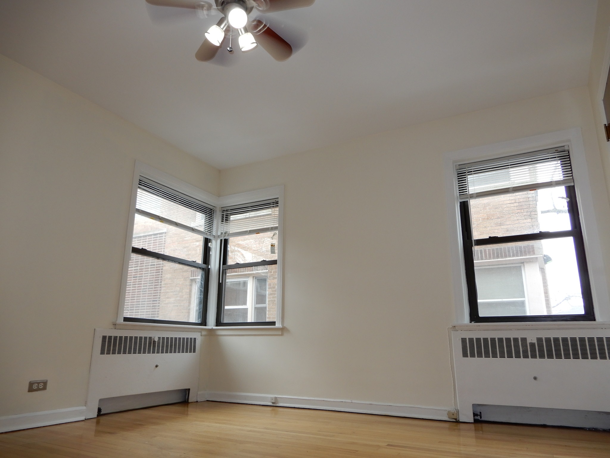 master bedroom with 3 windows - 1526 N Harlem Ave