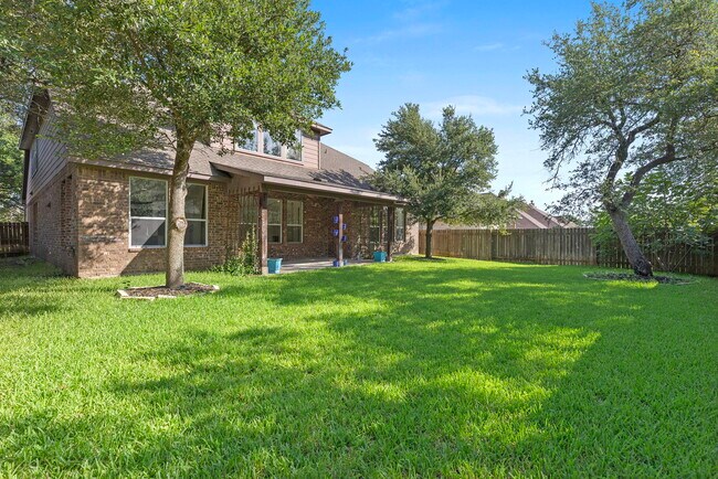 Building Photo - 2406 Sweetwater Ln