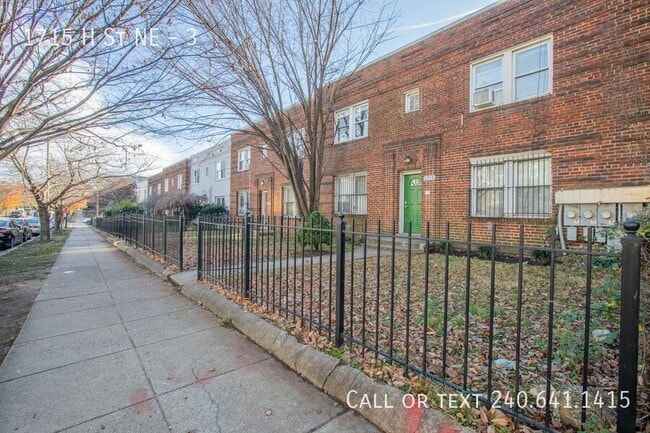 Building Photo - 1715 H St NE