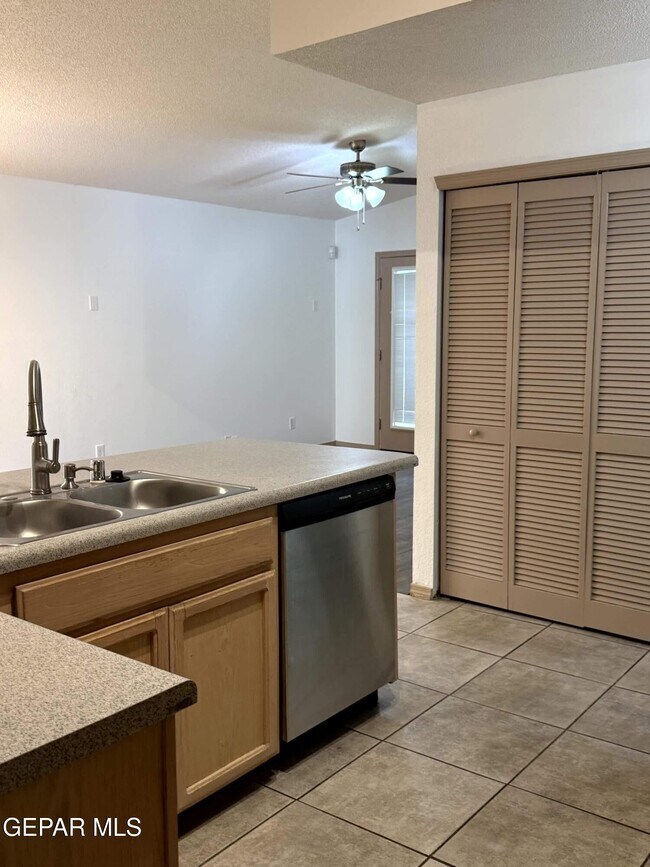 Building Photo - 5316 Lucio Moreno Dr