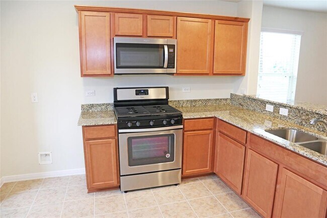 Building Photo - 12323 Skyview Manor Dr