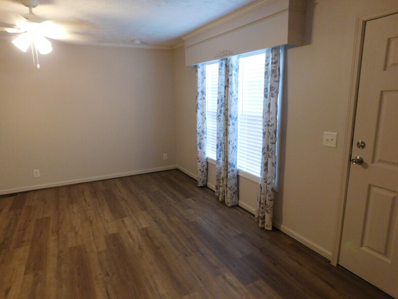 Living Room - 112 Donald Dr