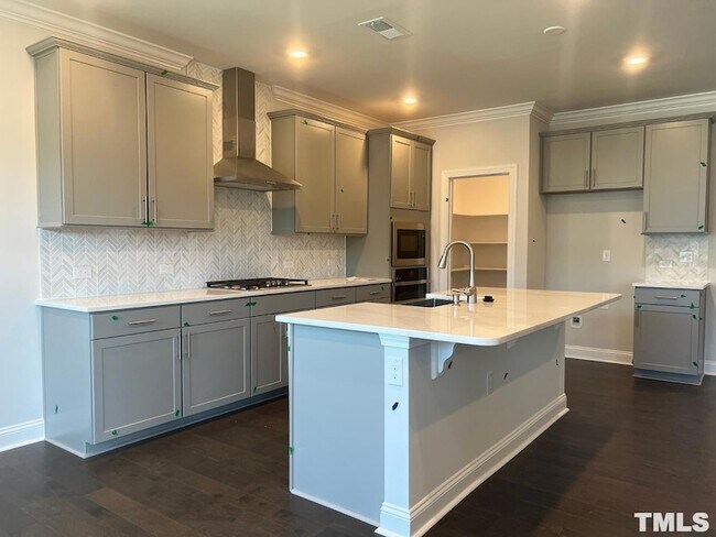 Building Photo - 365 Natsam Wds Wy