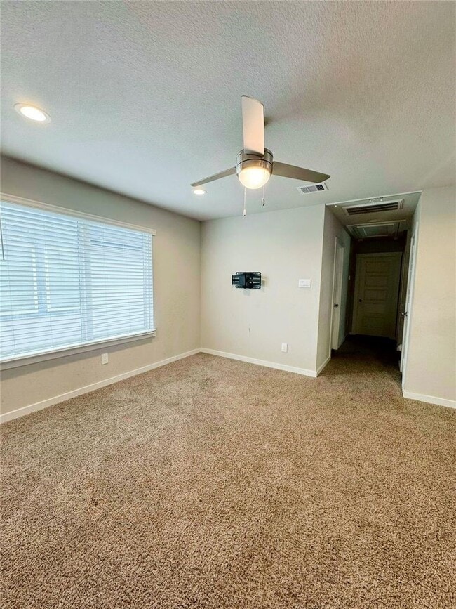 Building Photo - 12711 Basinghall Ln