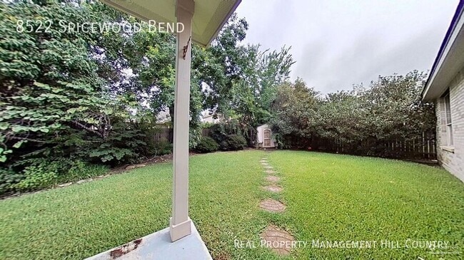 Building Photo - 8522 Spicewood Bend