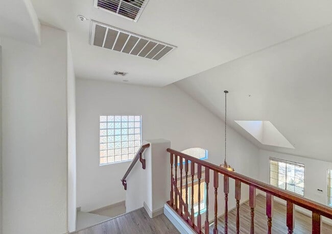 Building Photo - 7085 W Andrew Ln