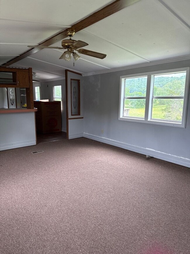 Building Photo - 2-Bedroom, 2-Bath Trailer with Scenic Views in Sparta, TN
