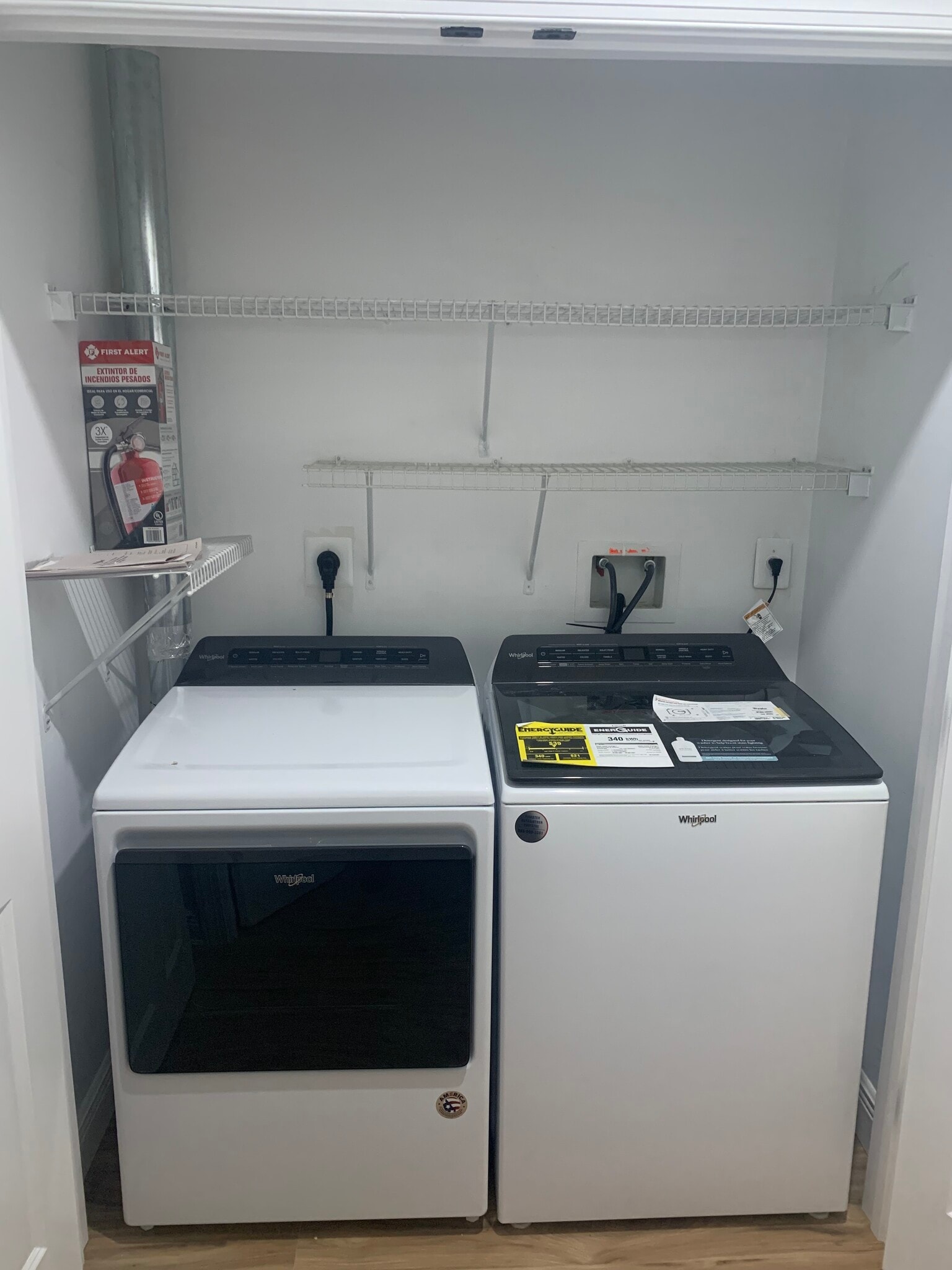Washer dryer - 117 N Bond St