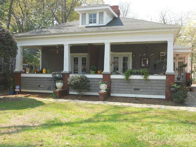 Primary Photo - 2114 Crescent Ave