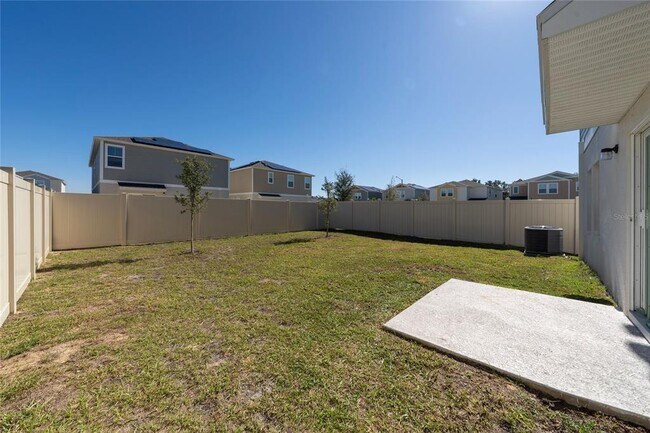 Building Photo - 5008 Starboard St