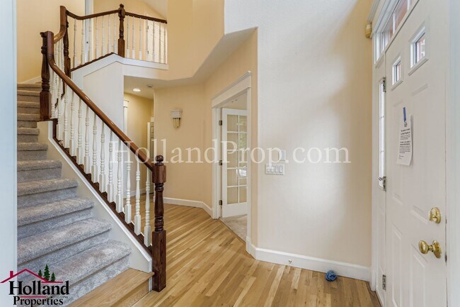 Building Photo - 14606 NW Applegate Ln