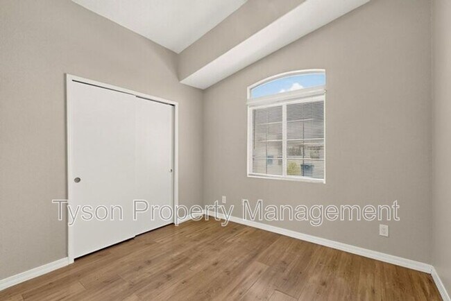 Building Photo - 1609 Rolling Rock Pl SW