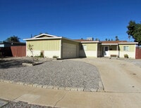 Building Photo - Open concept 4 bedroom 2 bath beauty in South Redlands!