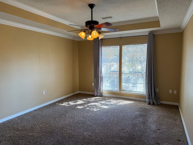 Building Photo - 4697 Lovegrass Ln