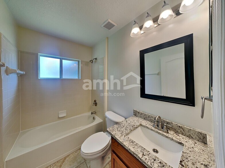Building Photo - 502 Chinkapin Ct