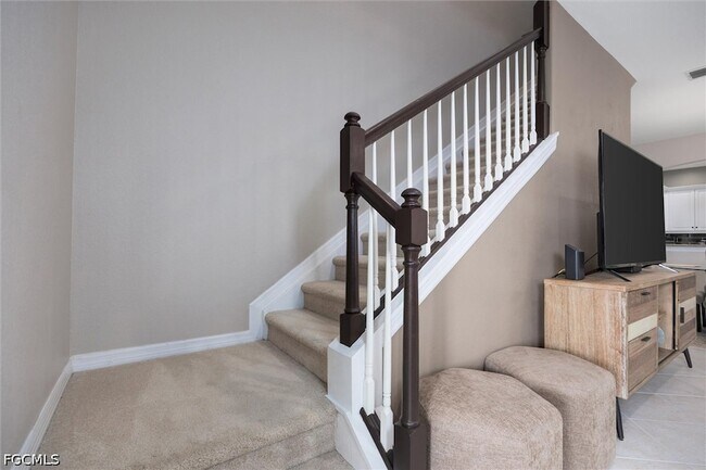 Building Photo - 3240 Cottonwood Bend