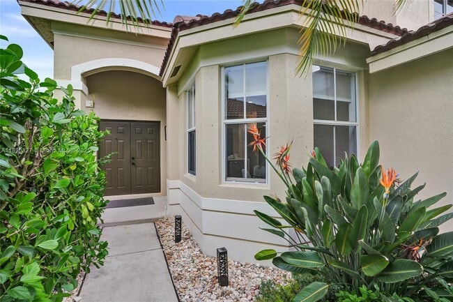 Building Photo - 1725 Winterberry Ln