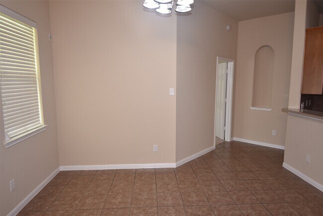 Building Photo - 25823 Sundrop Meadows Ln