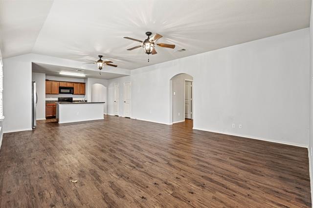 Building Photo - 713 Mallard Dr