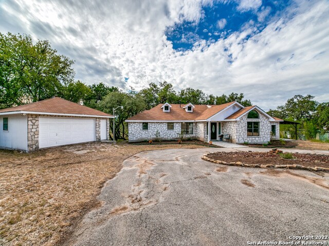 Building Photo - 2580 Goat Hill Rd