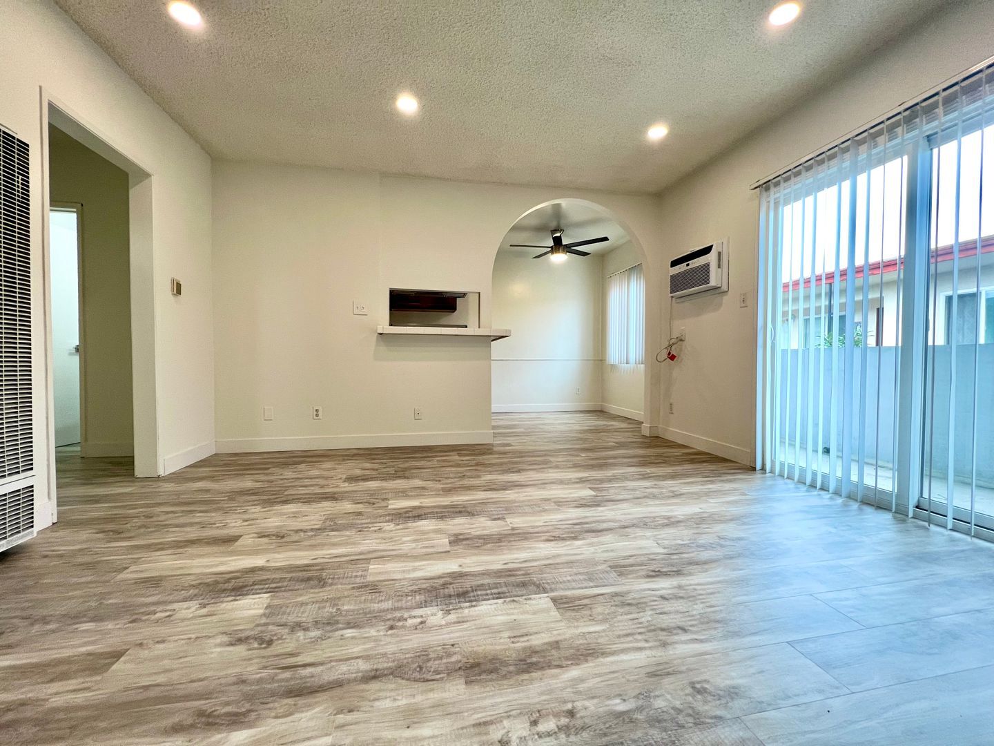 Building Photo - 12236 Pacific Ave