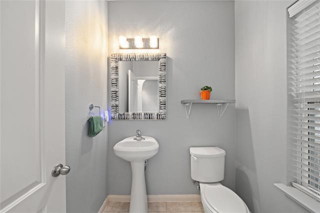 Building Photo - 125 Curt St