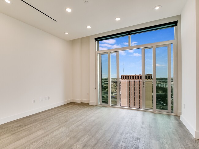 Building Photo - 123 Lexington Ave