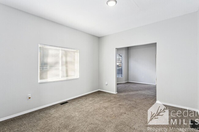 Building Photo - Single Family Home in Central Wichita