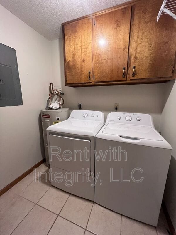 Building Photo - 8787 Louvinia Way