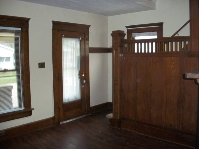 Building Photo - 1565 7th St