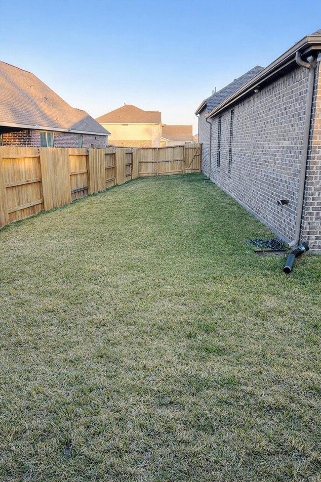 Building Photo - 4334 Redford Valley Rd