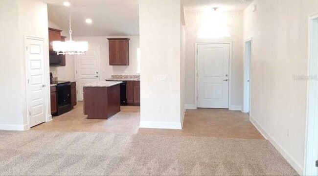 Building Photo - 809 Chestnut Dr