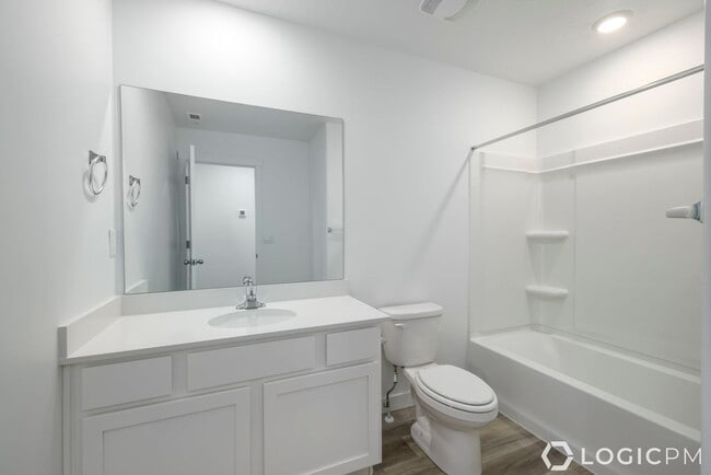 Building Photo - Stunning Brand New Home in Lehi!!