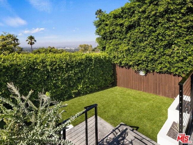 Building Photo - 3606 Berry Dr