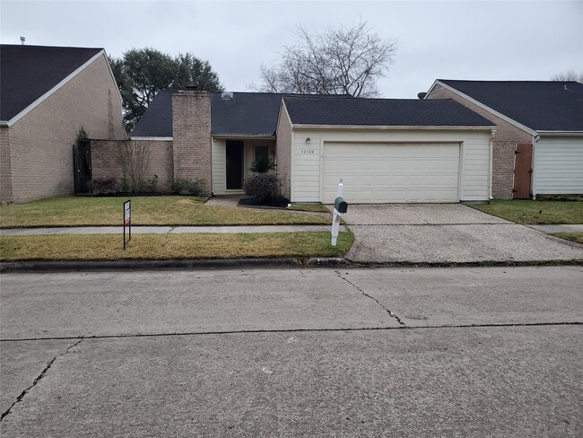 Building Photo - 12139 Gladewick Dr