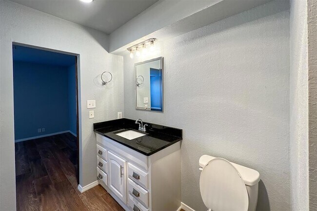 Building Photo - 1225 Sequoyah Pl