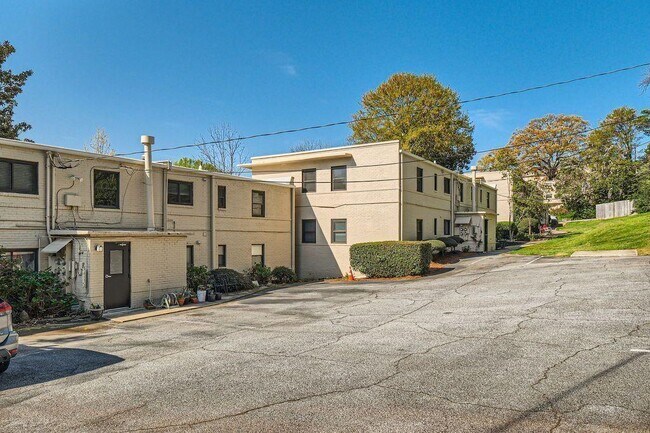 Building Photo - 101 Ardmore Pl NW