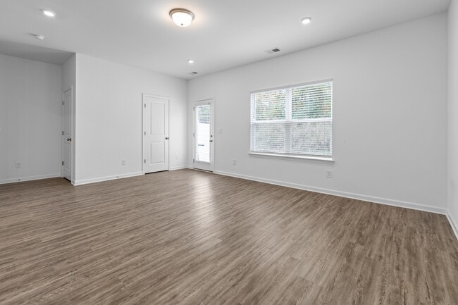 Building Photo - 135 Townsend