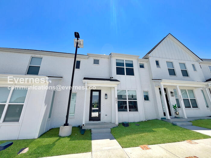 Primary Photo - 601 Mason Ward Pl