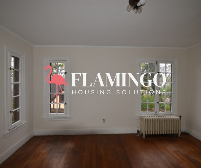 Building Photo - 424 Brookside Dr