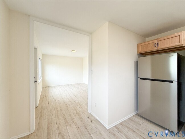 Building Photo - 2706 Selden St