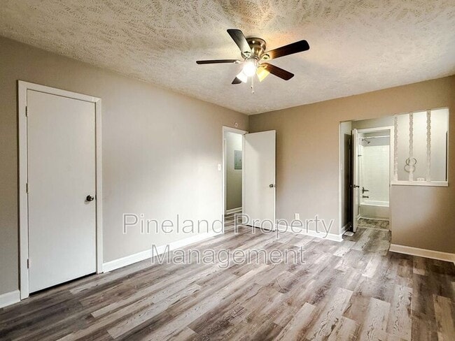 Building Photo - 1213 Strickland Bridge Rd